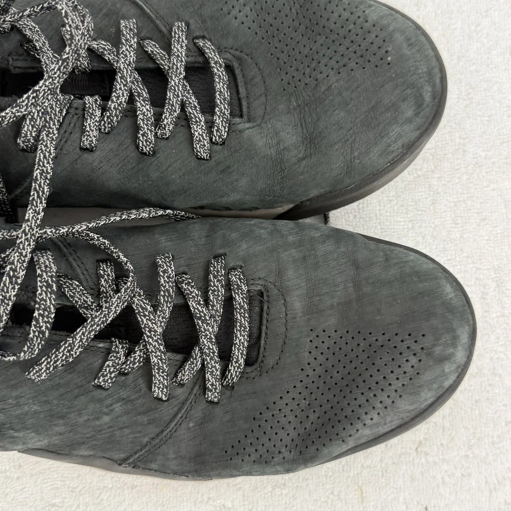 Men’s The North Face Larimer Lace II Lace Up Sneakers - Black Size 13 Men